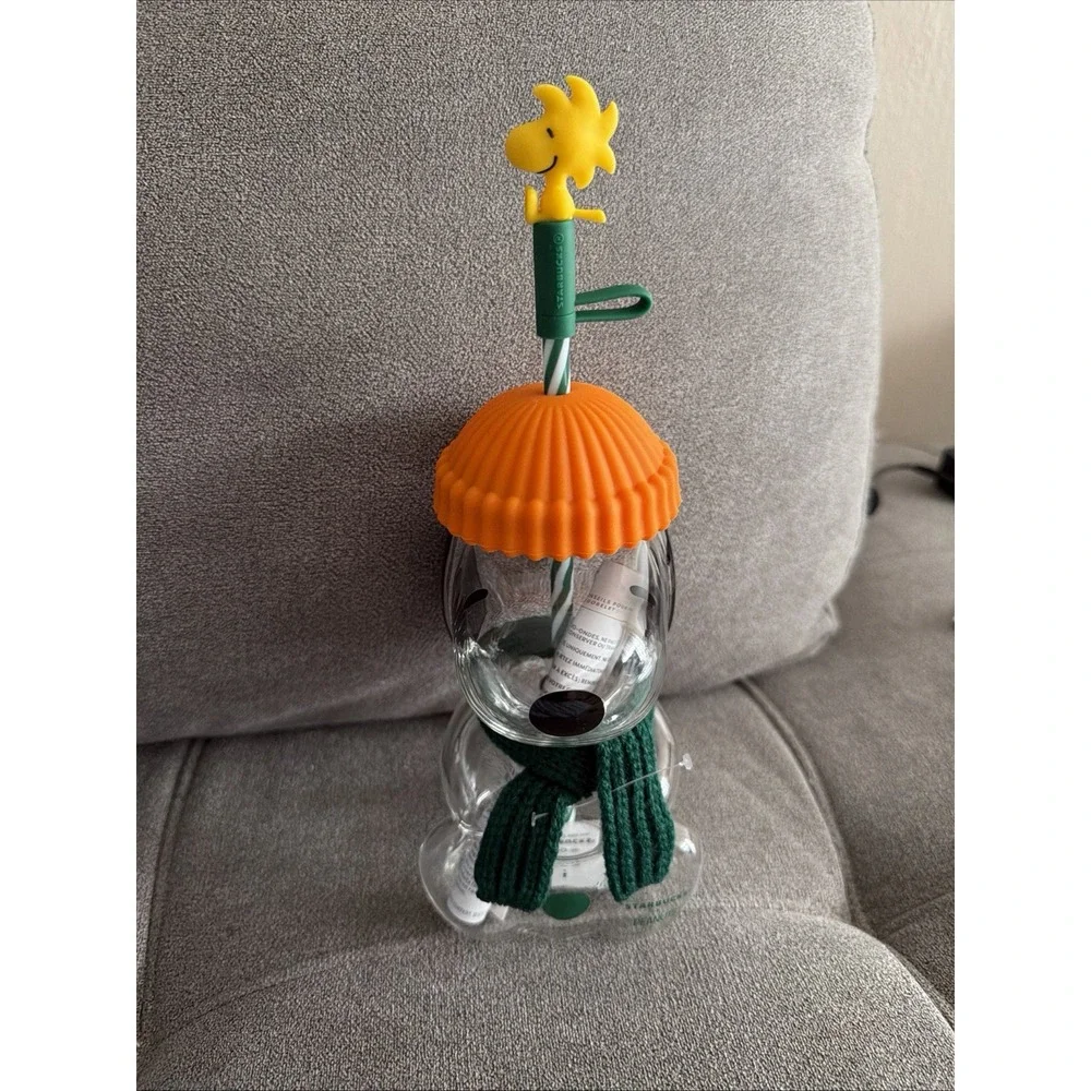 Starbucks x Peanuts The Snoopy Glass Cold Cup *AUTHENTIC* I
